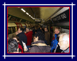 Folla nella metropolitana
