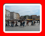 La piazza 4